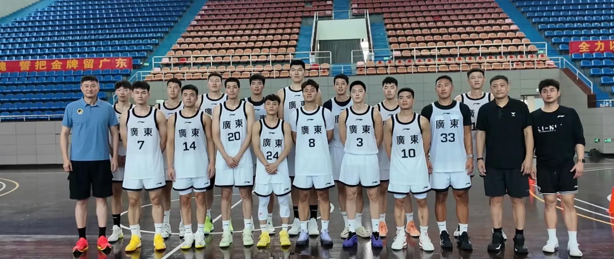 广东全运会男篮名单公布：赵睿、胡明轩领衔；崔永熙出战U22比赛