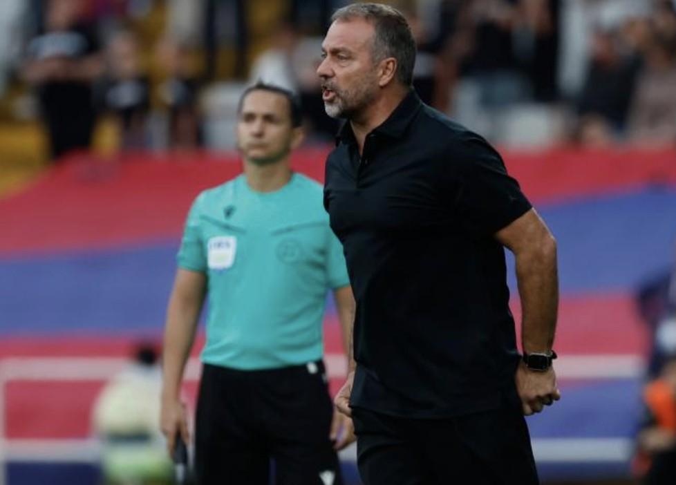 队报：巴萨的高压环境与西甲争议判罚让主帅情绪更易失控